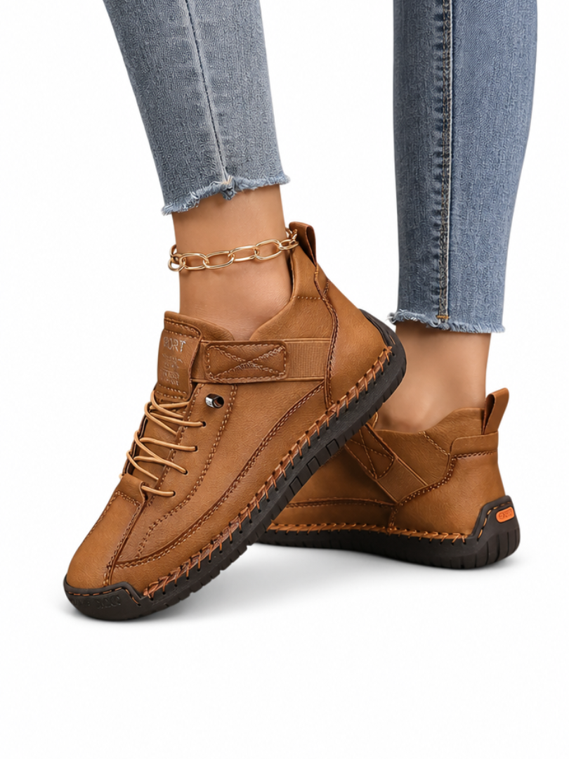 Una | Supportive Lace-Up Walking Shoes