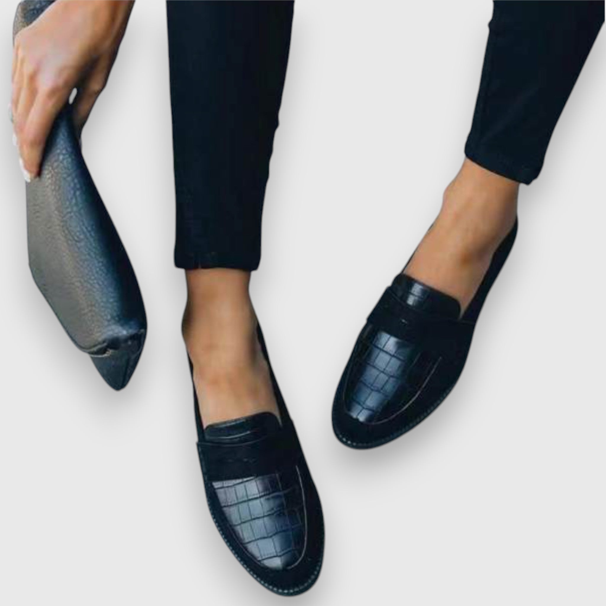 Madeleine | Croc-Embossed Comfort Loafers