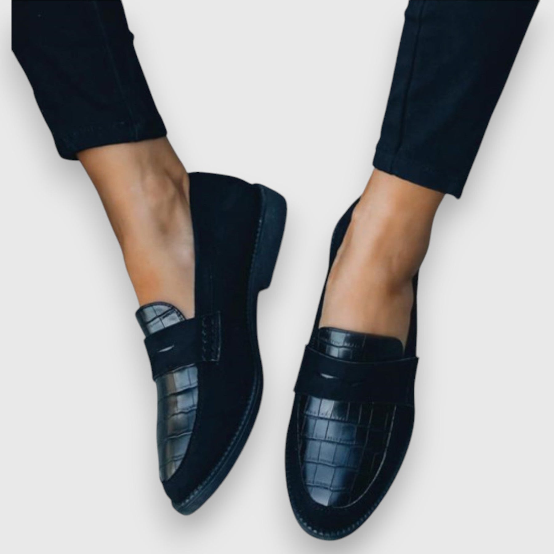 Madeleine | Croc-Embossed Comfort Loafers