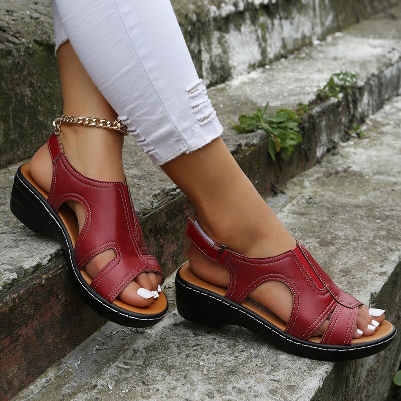 Moira | Leather Cut-Out Comfort Sandals